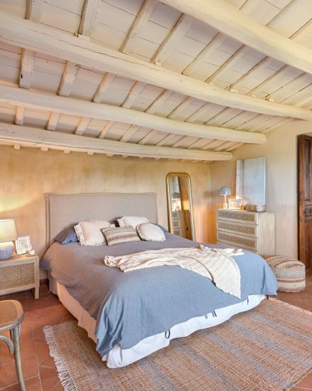 Изголовье из льняной ткани бежевого цвета Tanit со съемным чехлом 186 x 106 см