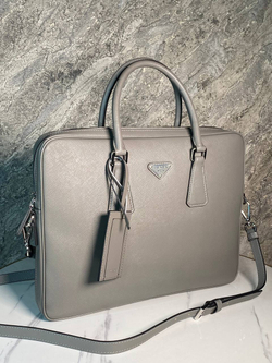 Деловая сумка Prada