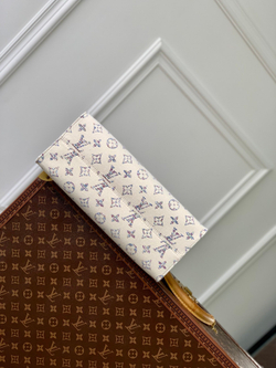 Louis Vuitton Onthego MM