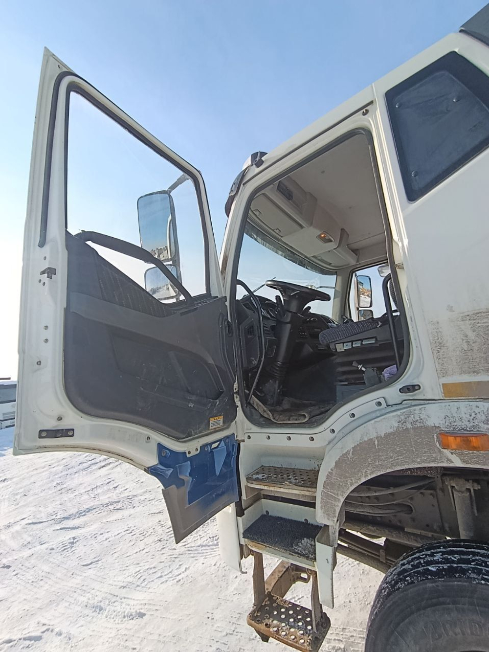 FAW J6 8x4 Самосвал CA3310P66K24T4E5 (Дизельный, 11,1 л, 420 л.с., МТ)