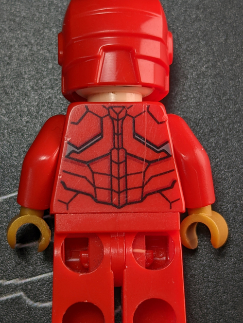 USED Непобедимый Железный человек sh0368