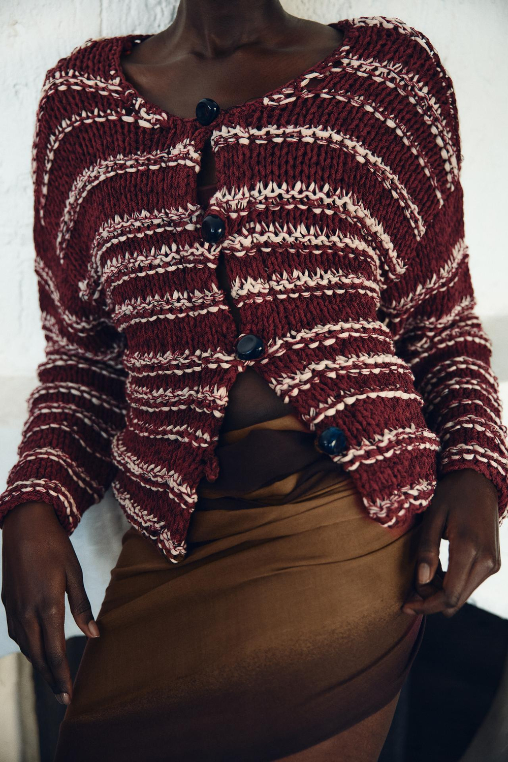 ZARA КОМБИНИРОВАННЫЙ КАРДИГАН, БЕЛЫЙ/ГРАНАТОВЫЙ