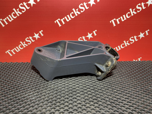 Кронштейн крыла заднего 2020г