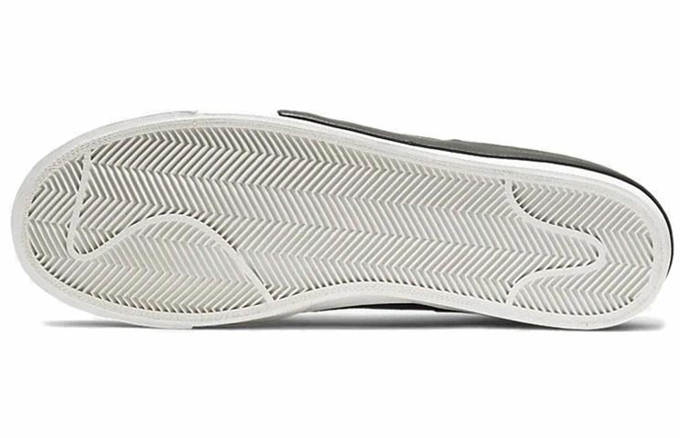 Кроссовки Nike Drop-Type Mid