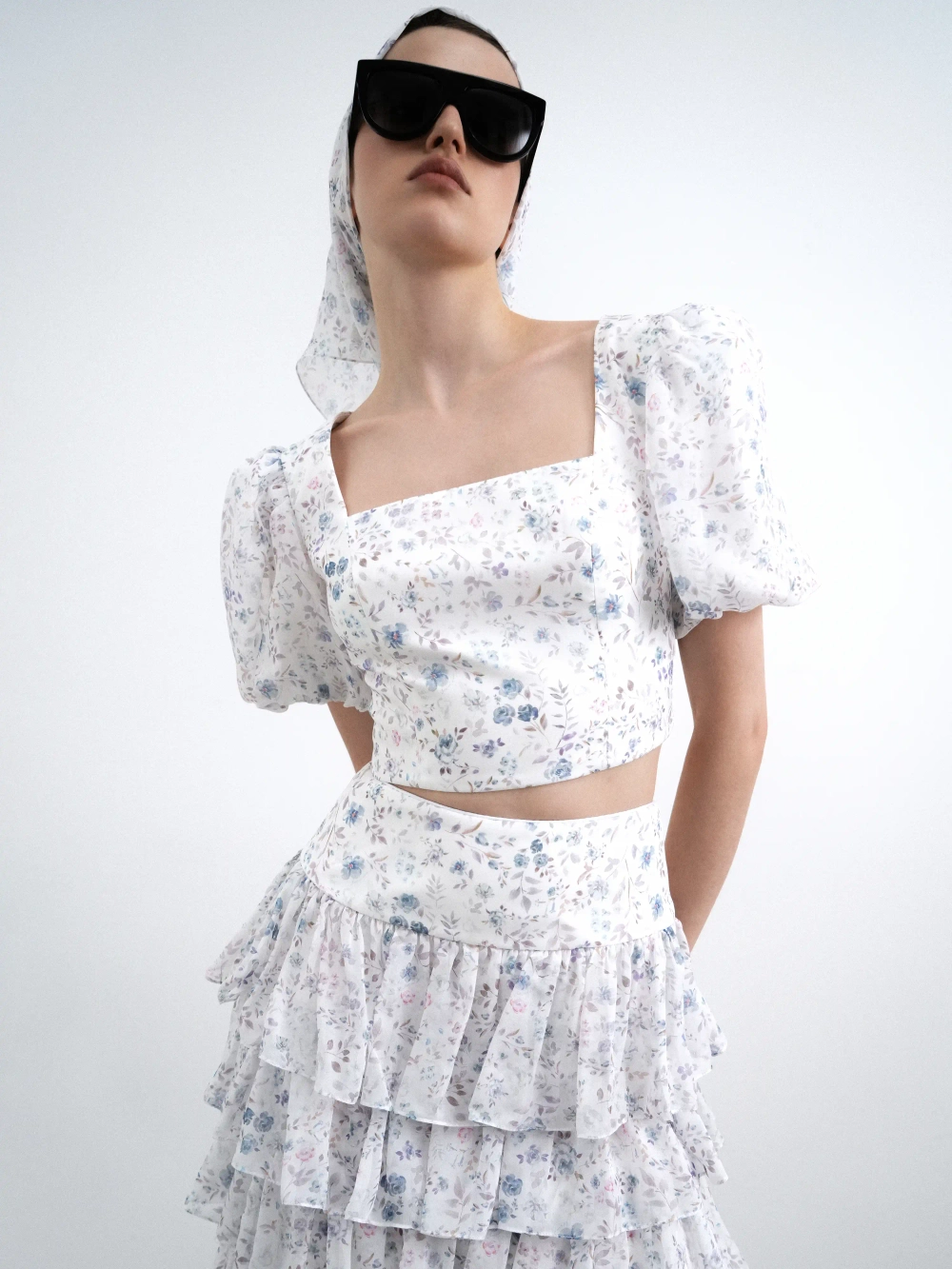 София (Sofia), топ из молочного шифона с цветочным принтом