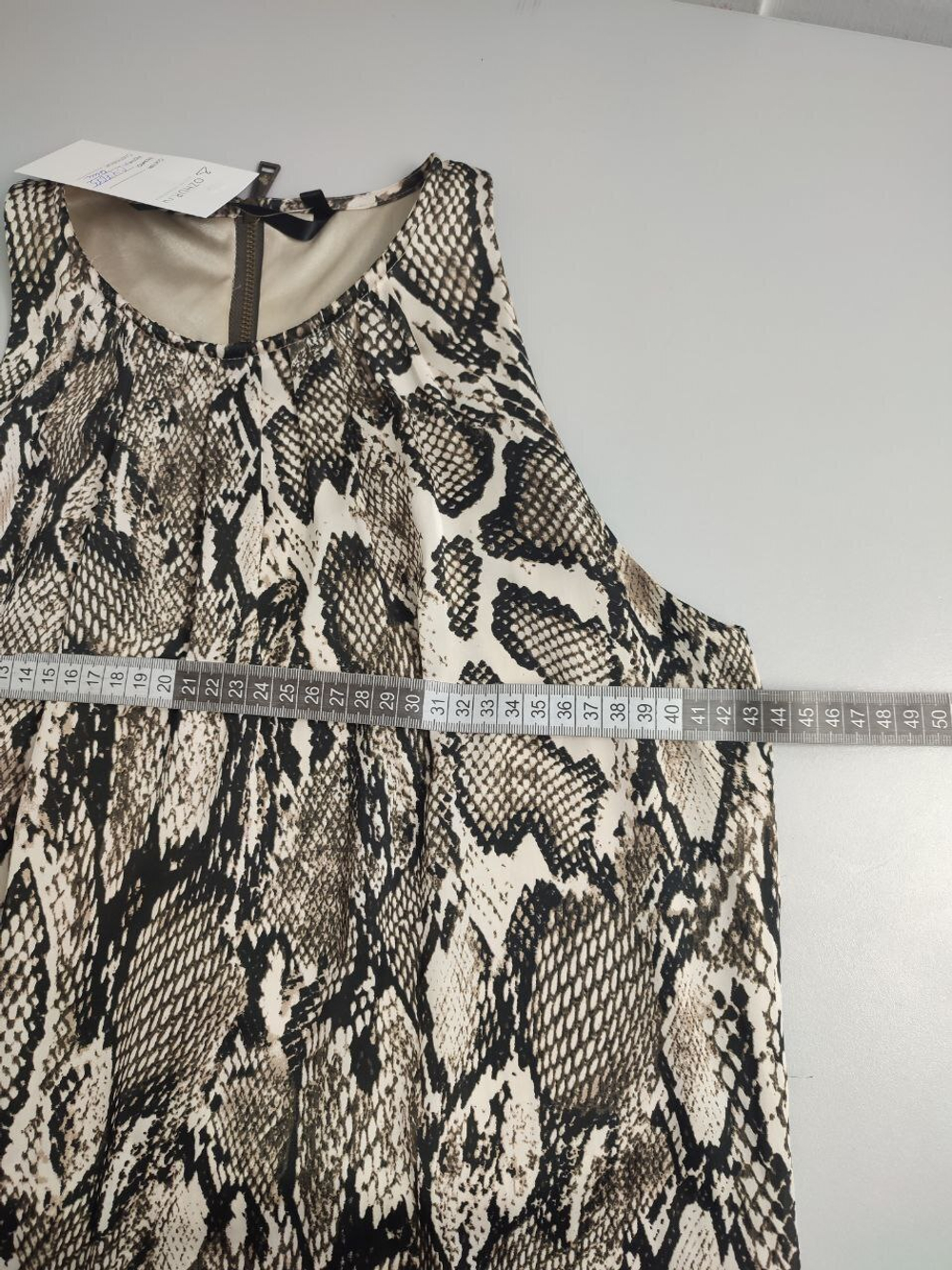 Платье Francesco Donni стильное 42 размер