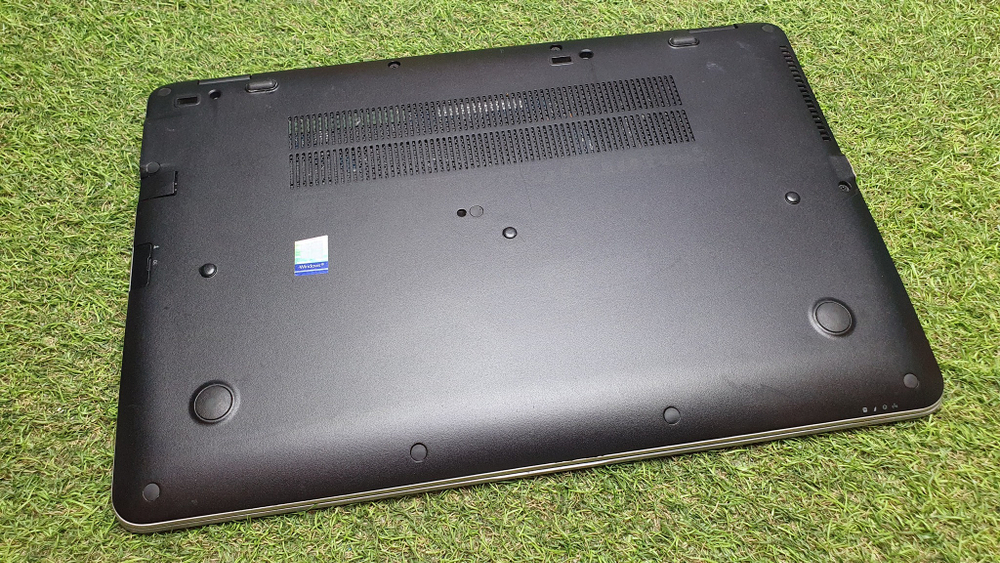 Ноутбук HP I5-6/8Gb/FHD