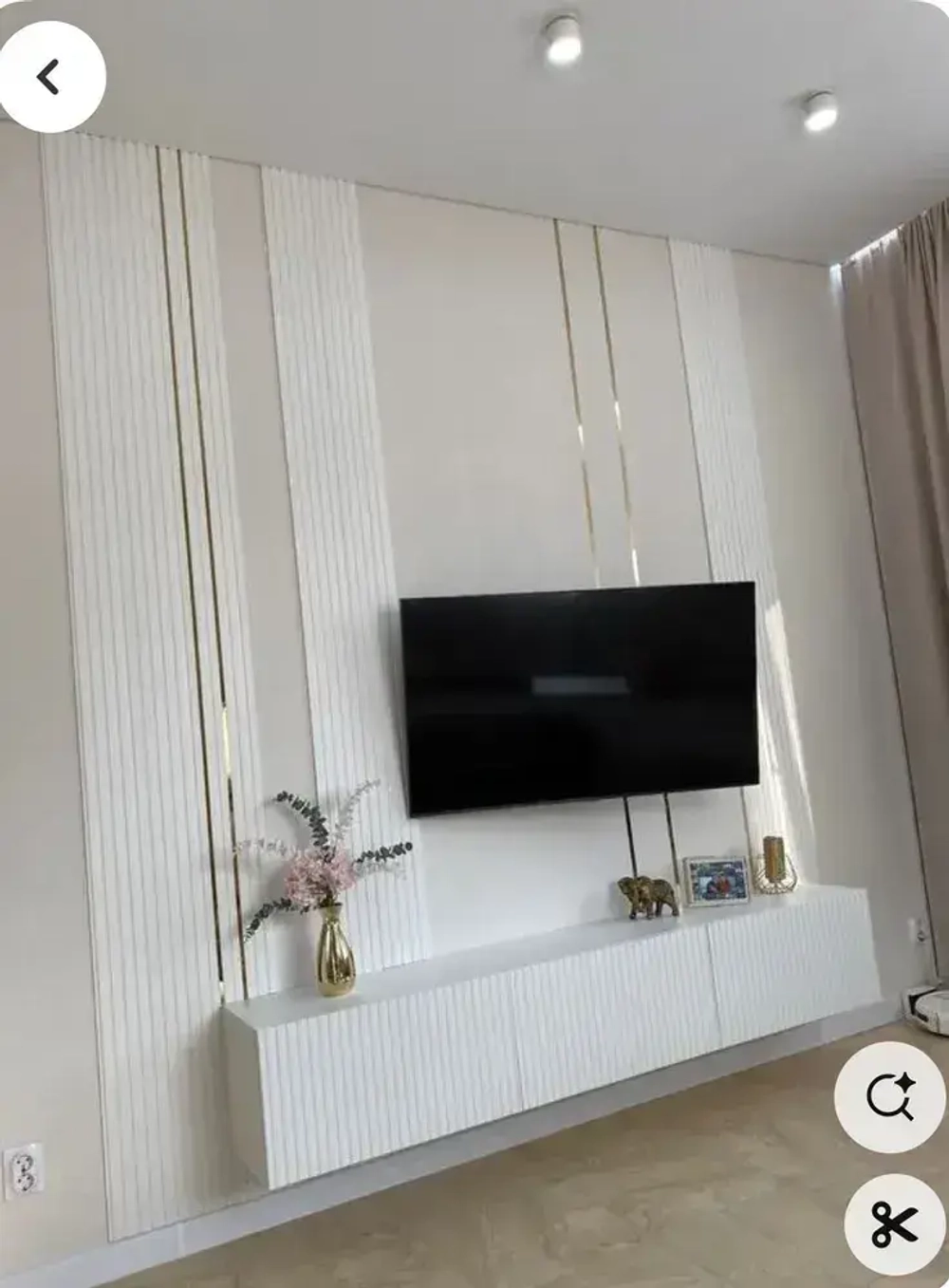 Молдинг декоративный самоклеящийся металлический золото 10 мм