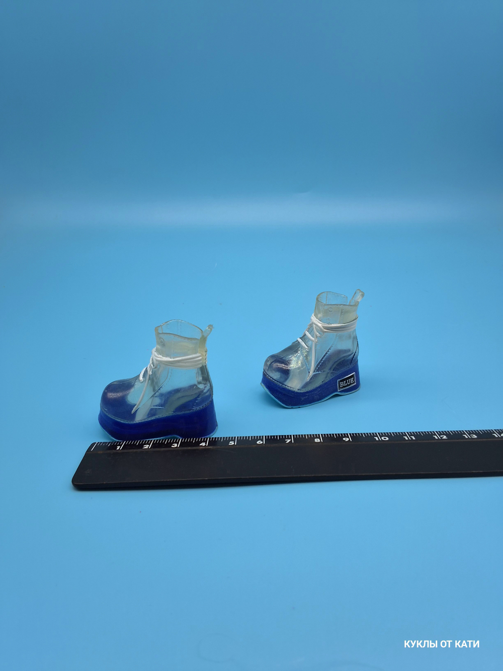 Комплект одежда, обувь для кукол Rainbow High SHADOW HIGH