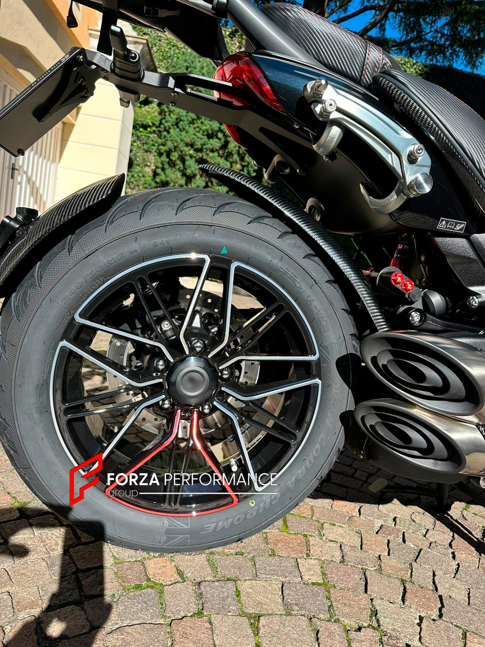 КОВАНЫЕ ДИСКИ ДЛЯ TRIUMPH ROCKET 3 GT 2023