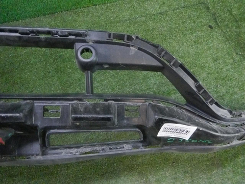 Юбка переднего бампера Mercedes GLC X253 19-22 AMG
