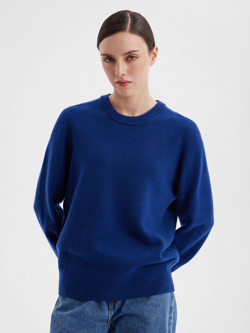 Объемный джемпер из шерсти мериноса