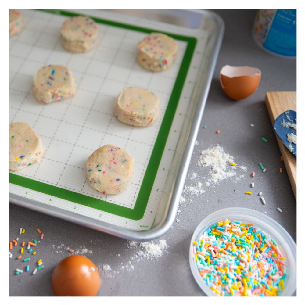 Коврик для выпечки 42х29см Tovolo разлинованный зеленый