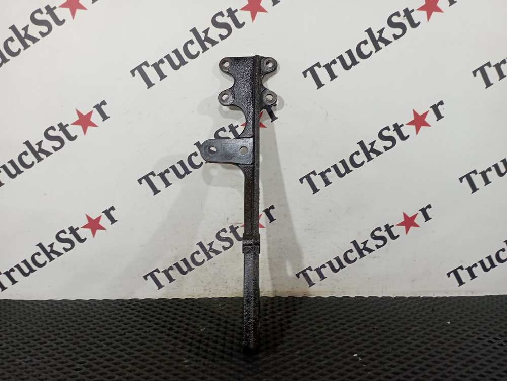 Кронштейн бачка ГУРа 2023г