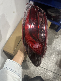 Задний фонарь Infiniti Q50L оригинал