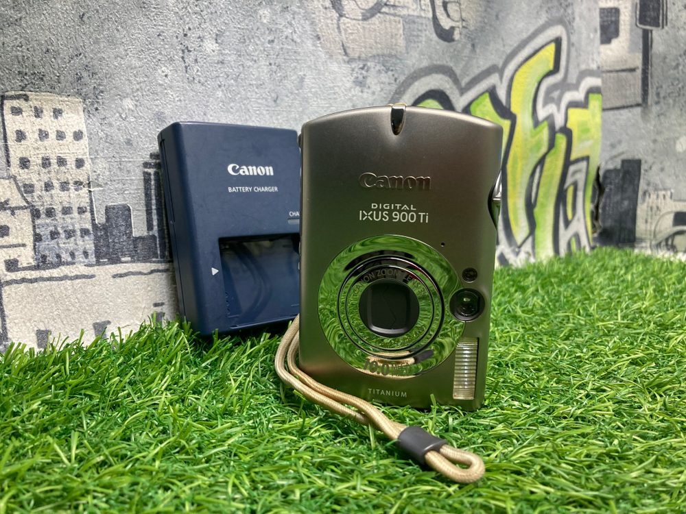 Canon Digital IXUS 900 Ti