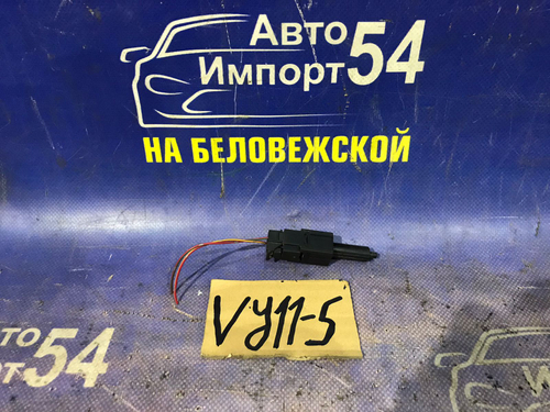 Датчик педали тормоза NISSAN AD 2000