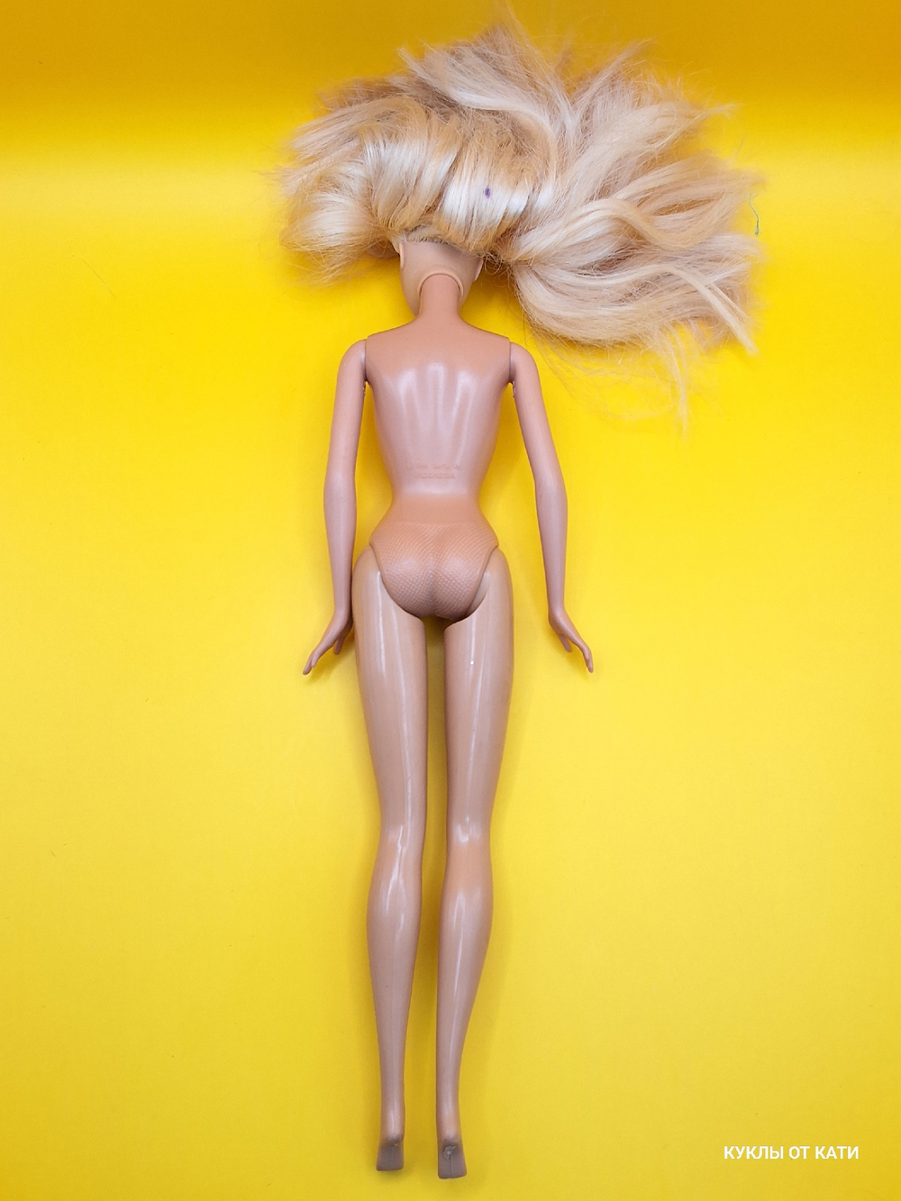 Кукла Барби винтаж Barbie Loves Bugs Bunny 2003. 033535