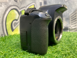 Canon EOS 450D Kit 18-55mm (26.000 кадров)