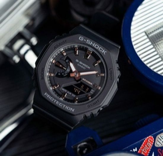 Наручные часы Casio G-Shock GMA-S2100-1AER
