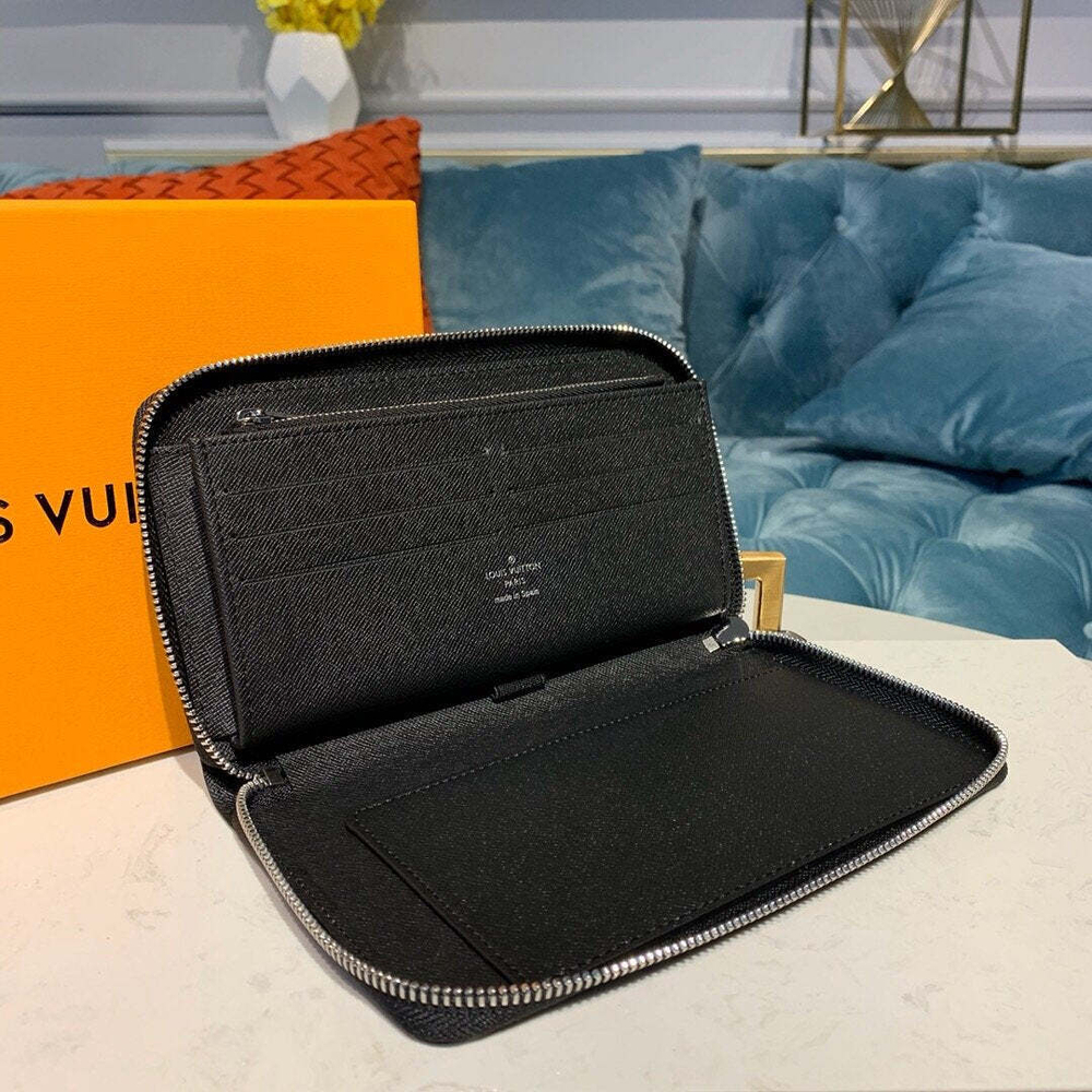 Louis Vuitton Zippy Organizer