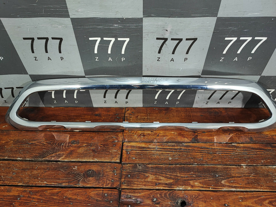 Накладка переднего бампера Mercedes GLC (X253) 15-19 Б/У Оригинал A2538851625