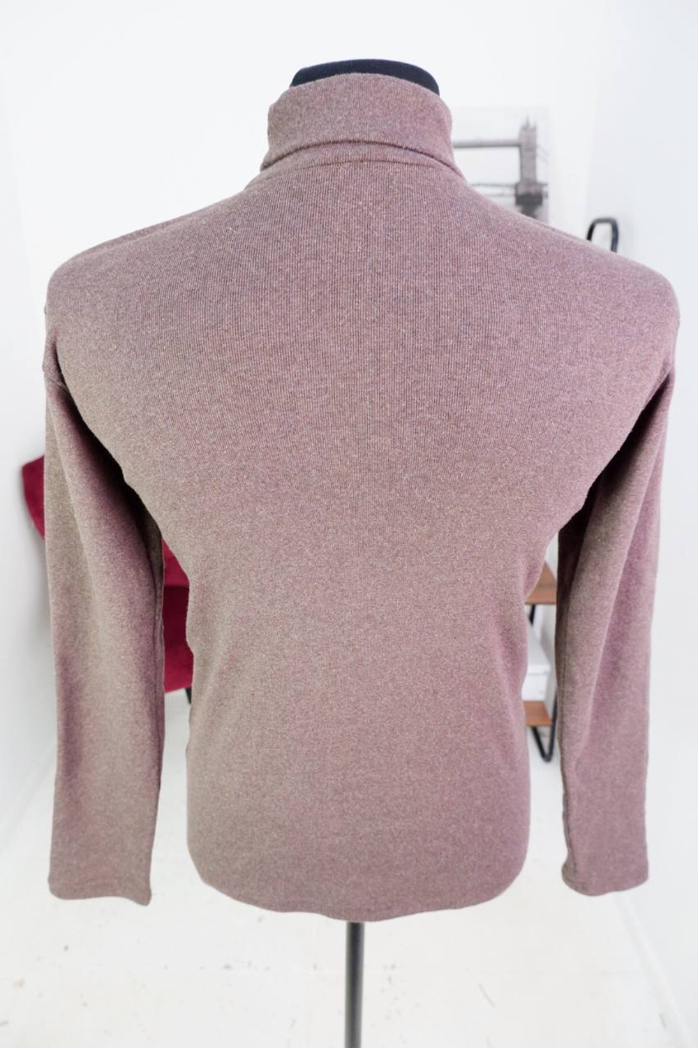 Джемпер с воротом, визуально на 48/50 размер