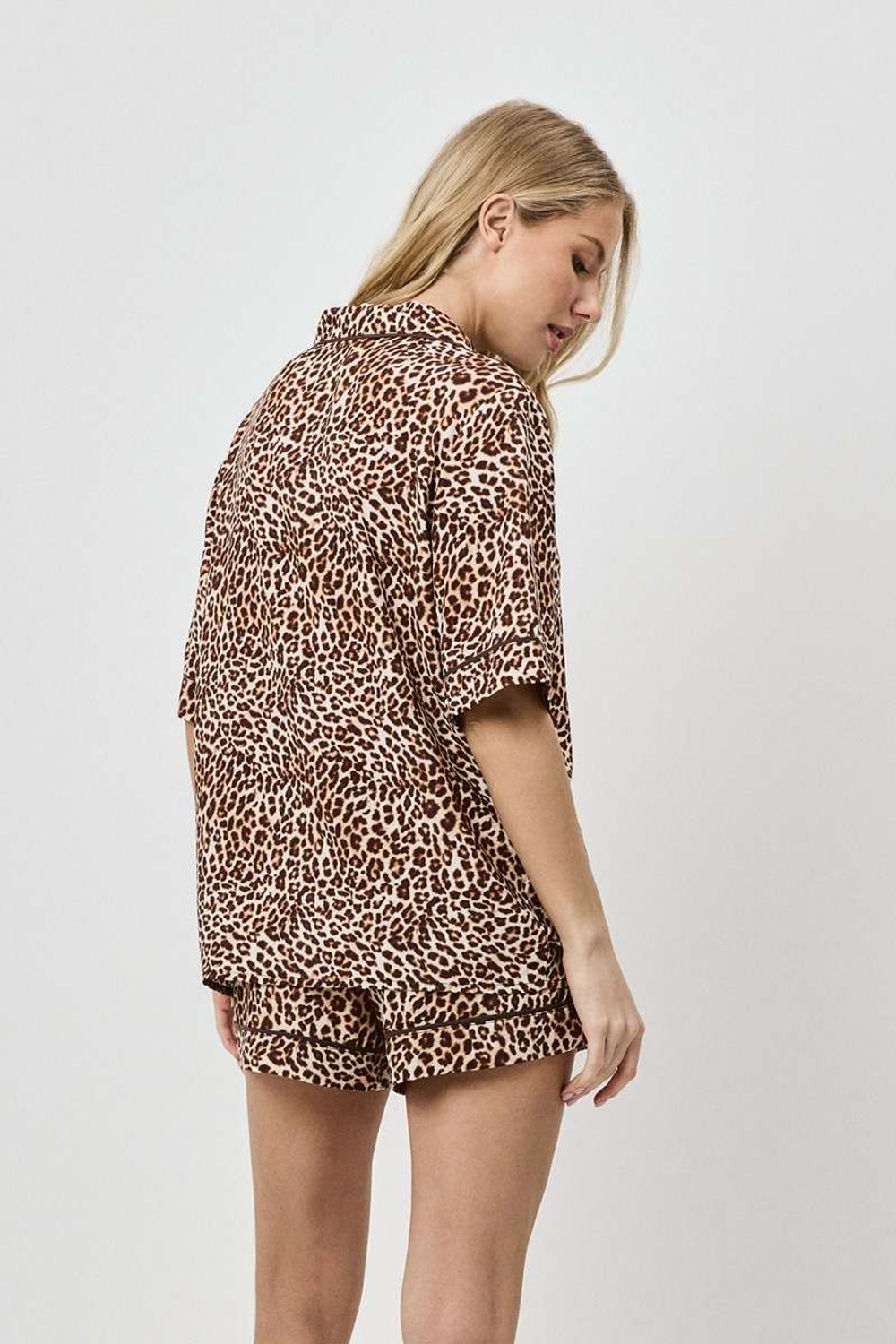 LIOR Пижама женская с шортами