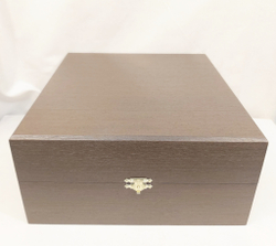 Сувенирный набор из 4-х новогодних шаров с ручной росписью "Сказки"