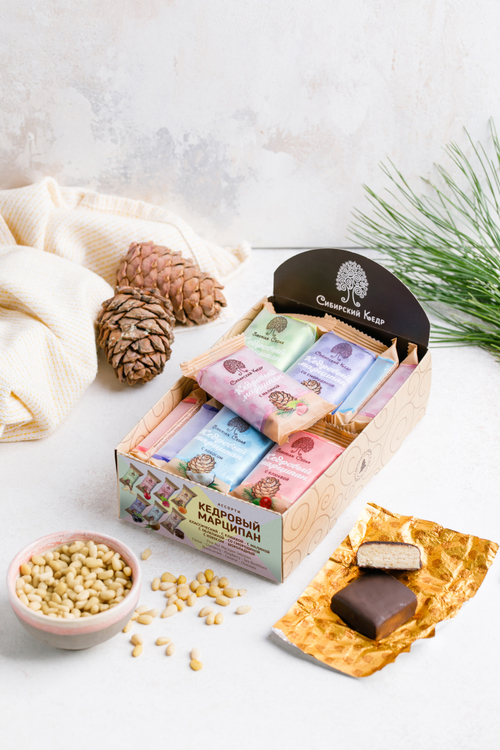 Кедровый марципан Ассорти / 7 вкусов / шоу-бокс / 18 шт / 720 г / ТМ Сибирский кедр