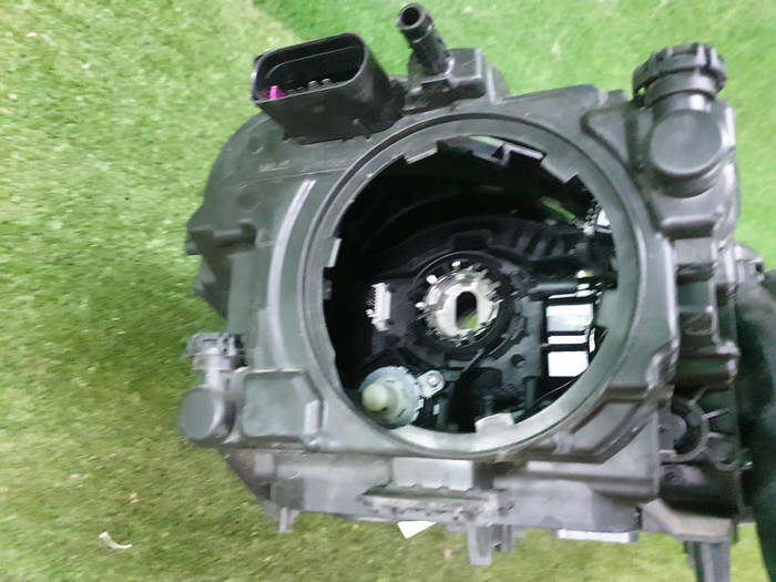 Фара левая Porsche Macan 95b (2014-2018) ксенон