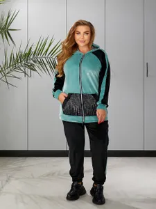 Костюм со стразами УК-321-1 Fabrika