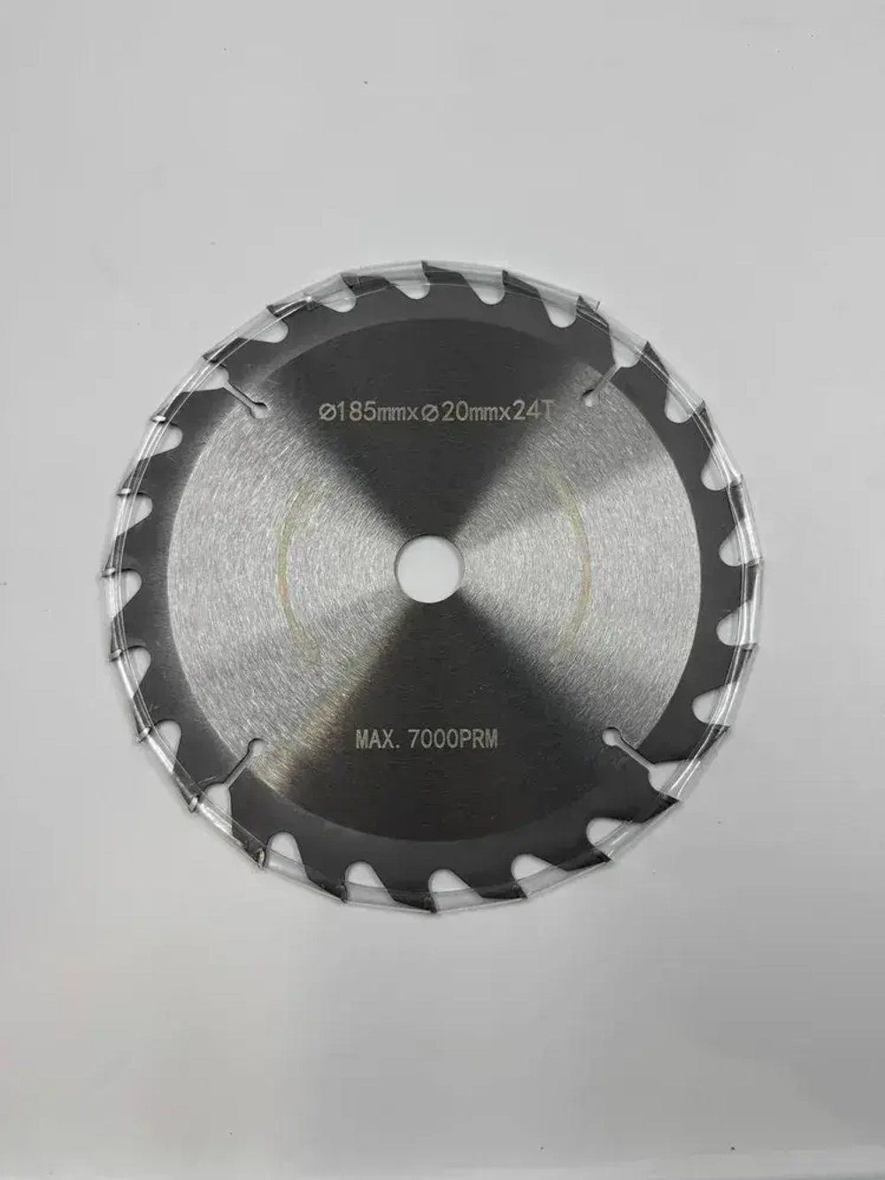 Makita Циркулярная пила дисковая электрическая сетевая с лазером 1650 Вт