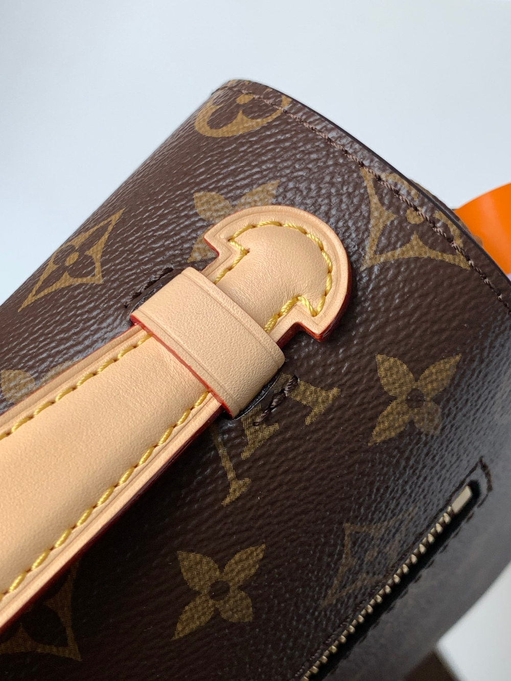 Louis Vuitton Pochette Metis