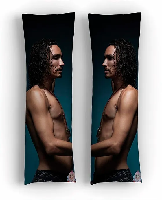 Дакимакура Роберт Шиэн №2