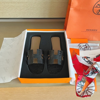 Hermes Oran Sandal