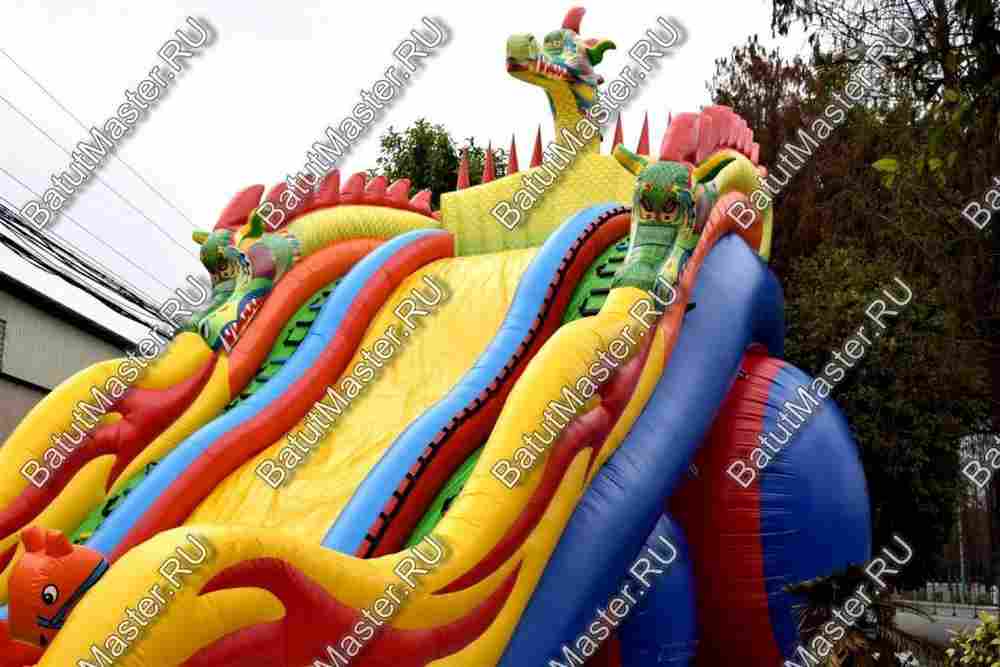 Коммерческий надувной батут "Змей Горыныч 2" 15*7*11 м