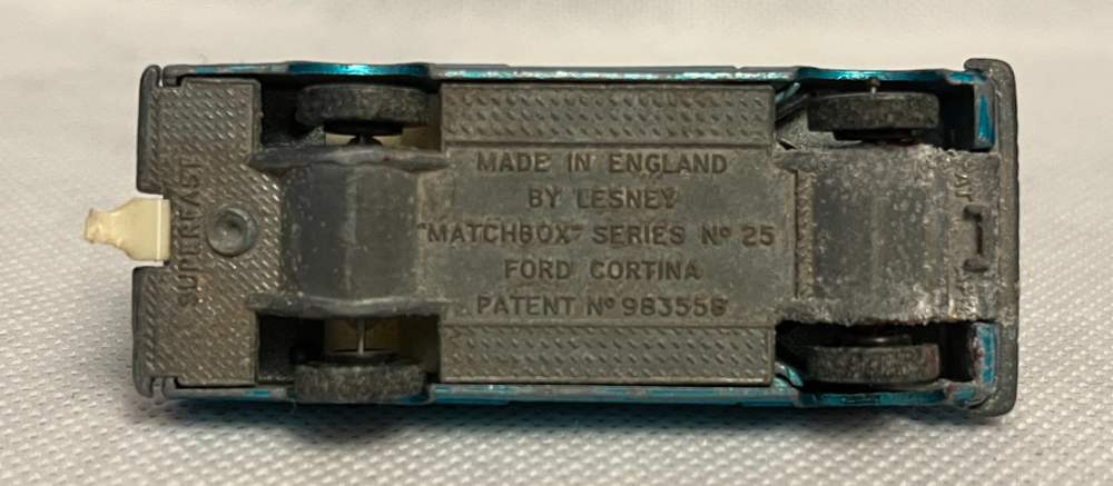 Lesney Matchbox Series № 25 Ford Cortina (Mark II) (Blue) (1970)