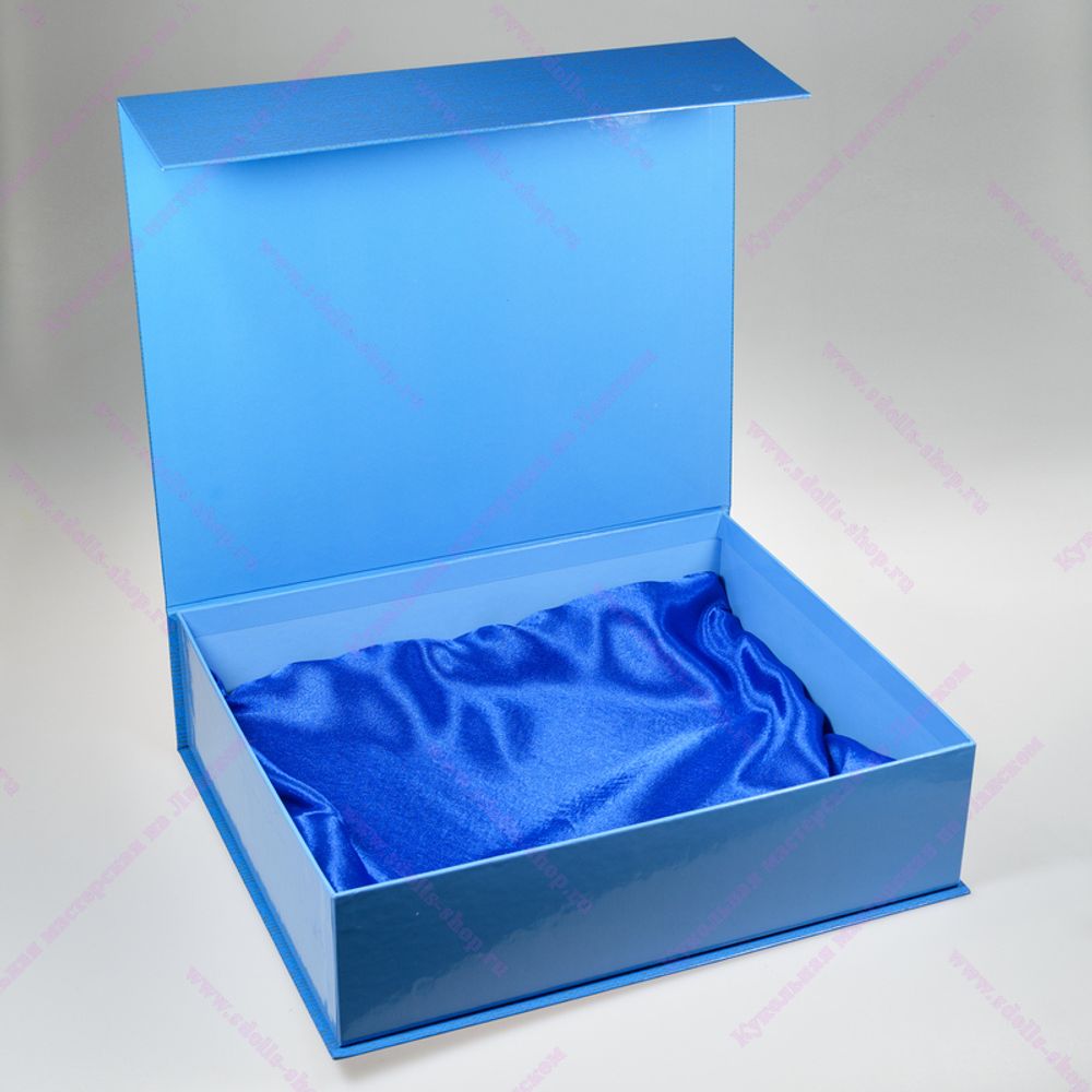 Коробка на 5-6 ёлочных игрушек