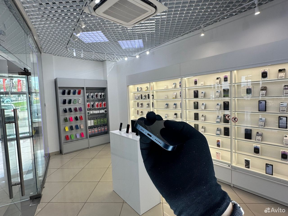 iPhone 14 128 ГБ б/у