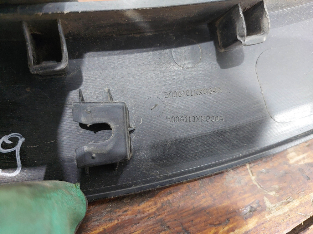 Накладка двери задней правой Haval F7 1 19-24 Б/У Оригинал 5006101XKQ04A