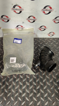 Патрубок 16860142