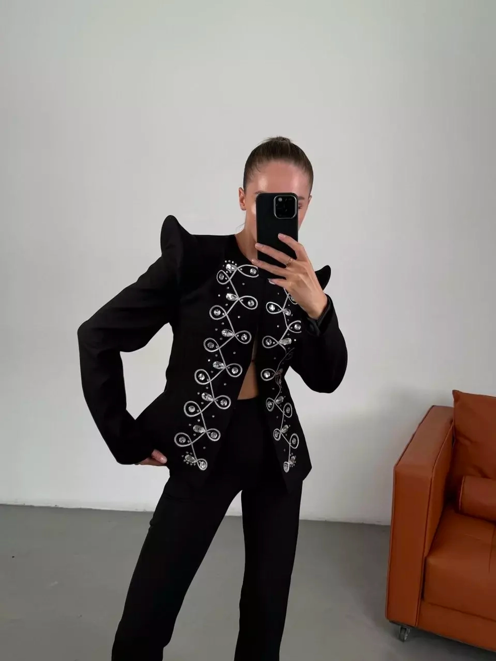 Жакет Иман, Черный