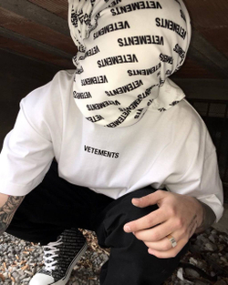 Футболка Vetements