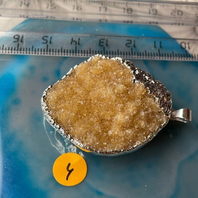 17905 *кулон цитрин друза