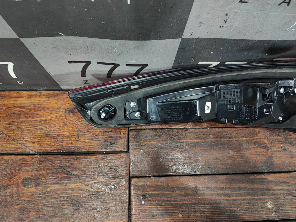 Фонарь задний левый Audi Q3 (8U) 14-18 Б/У Оригинал 8U0945093N