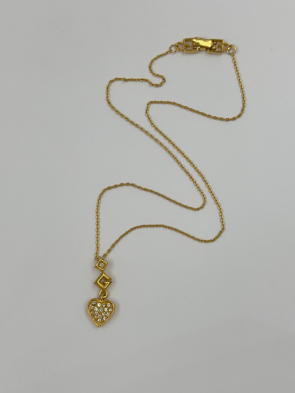 Кулон с сердем Givenchy