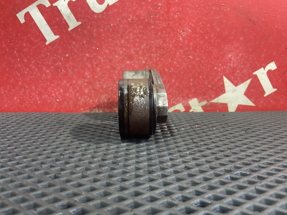 Ролик-натяжитель ручейкового ремня