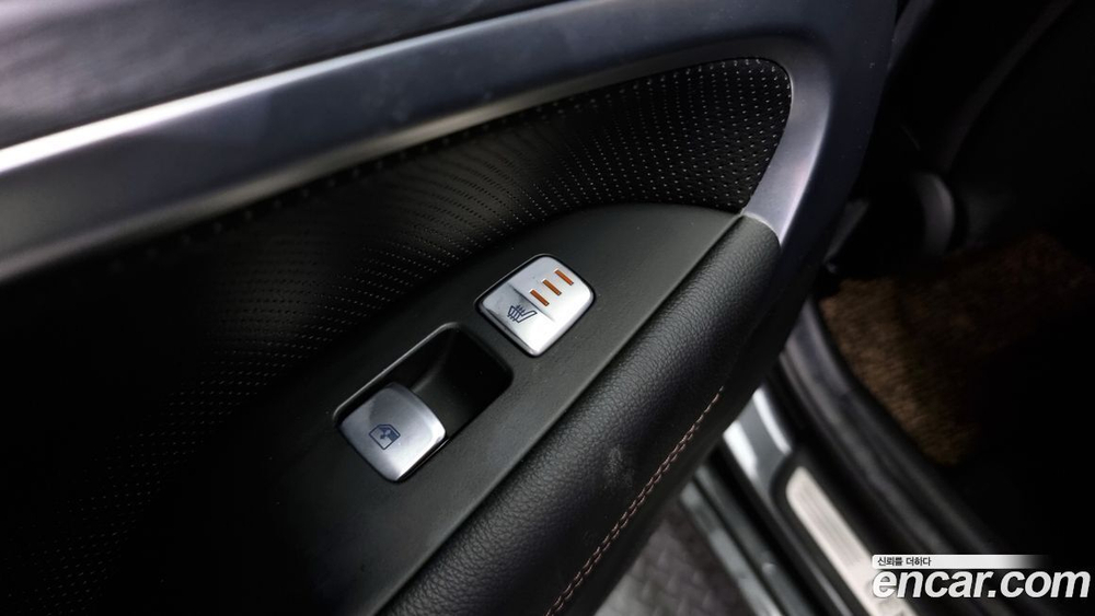 Genesis G70 2.0T (11.2019)
