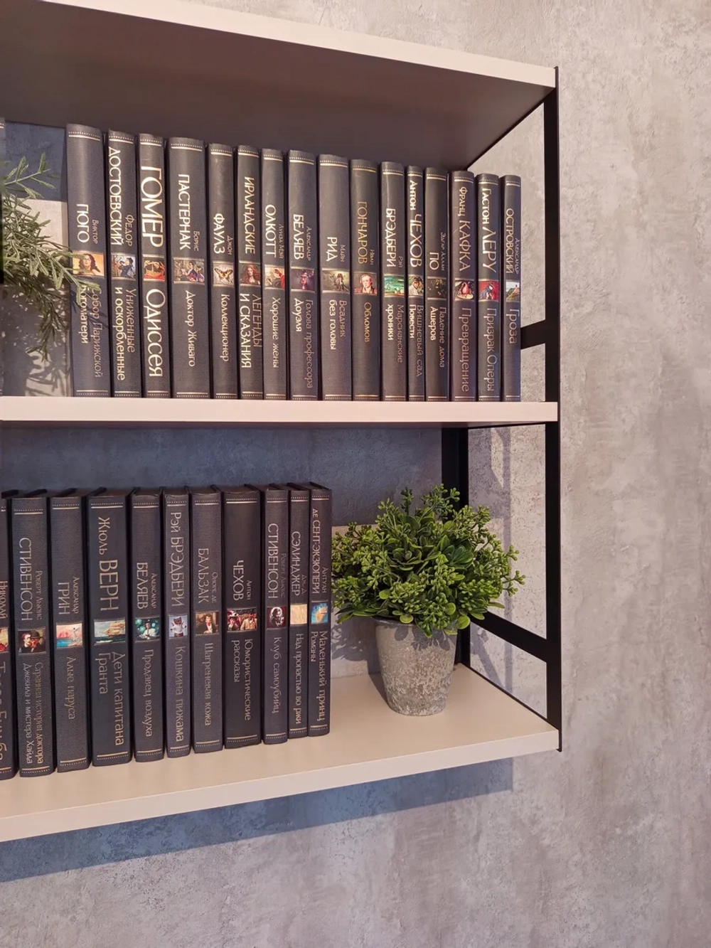 Полка настенная книжная тройная лофт Кашемир